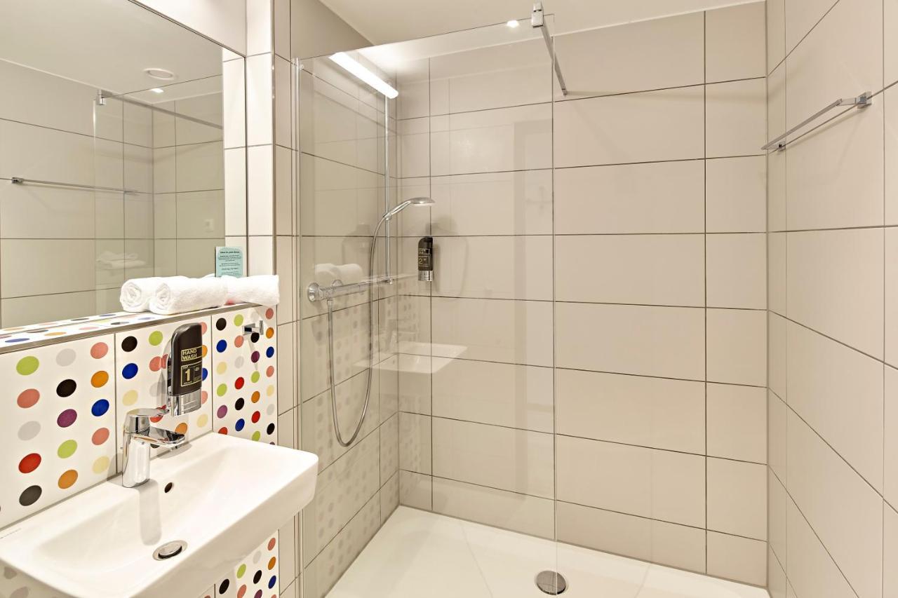 Meininger Hotel Koeln West ภายนอก รูปภาพ
