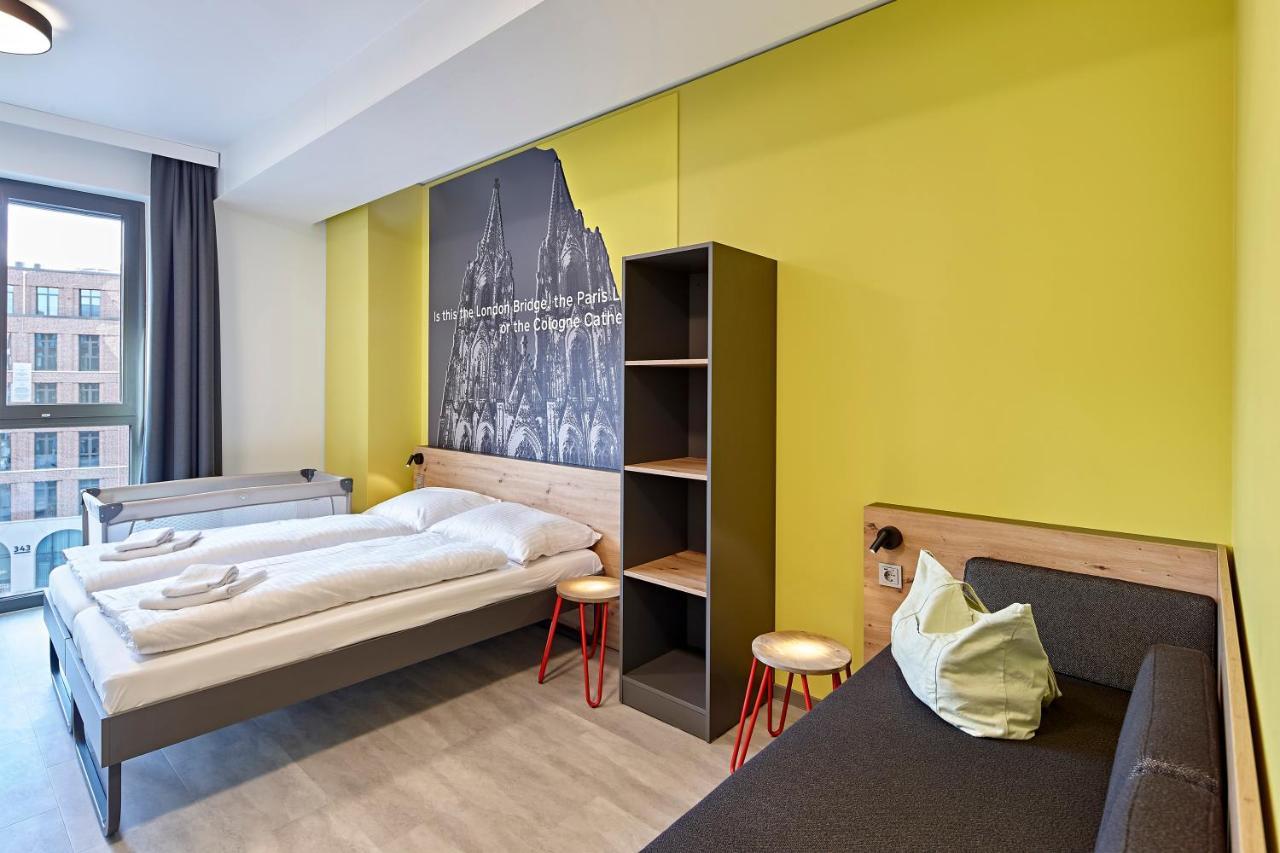 Meininger Hotel Koeln West ภายนอก รูปภาพ
